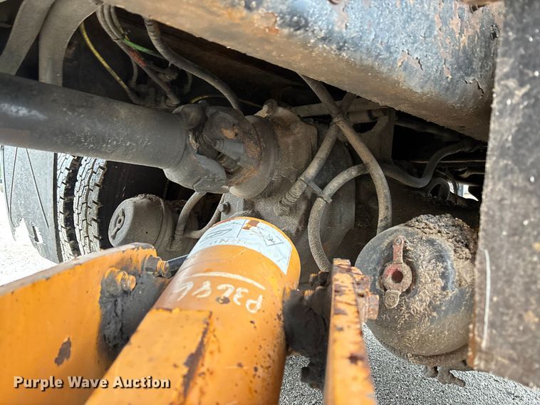 image for item FB3410 2013 International 7500 dump truck