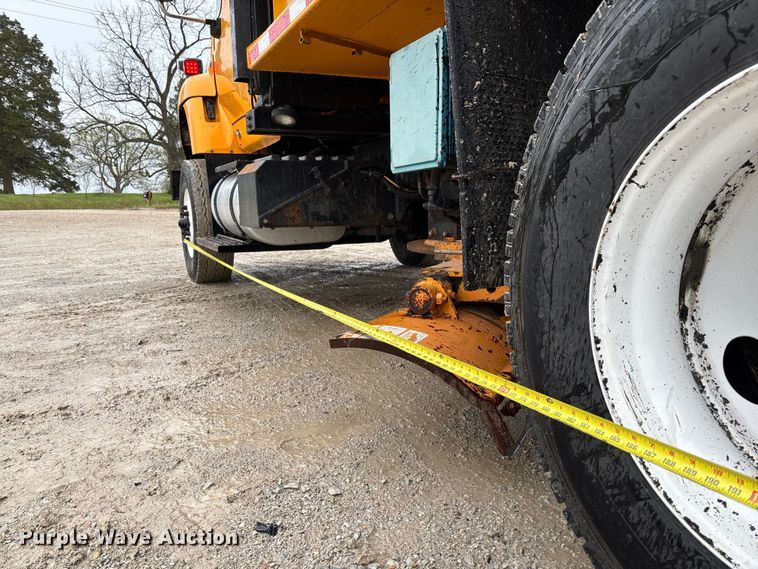image for item FB3410 2013 International 7500 dump truck