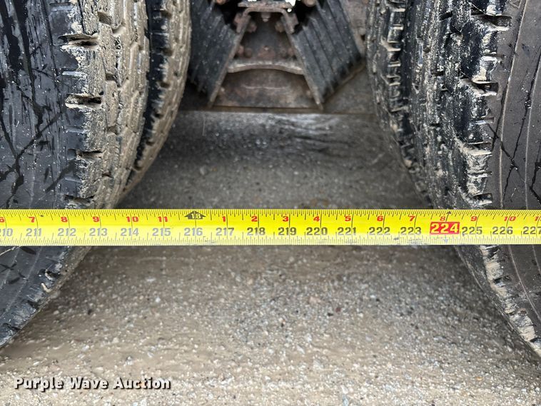 image for item FB3410 2013 International 7500 dump truck