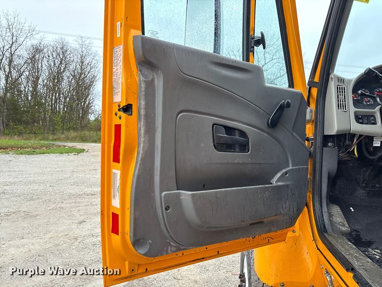 image for item FB3410 2013 International 7500 dump truck