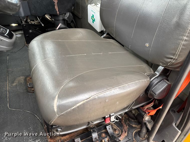 image for item FB3410 2013 International 7500 dump truck