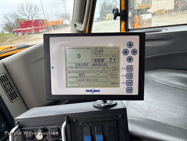 image for item FB3410 2013 International 7500 dump truck