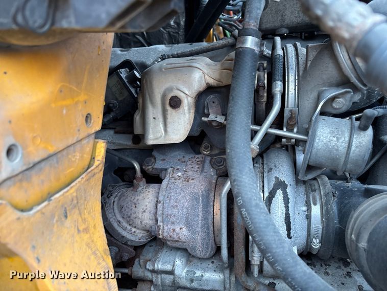 image for item FB3410 2013 International 7500 dump truck