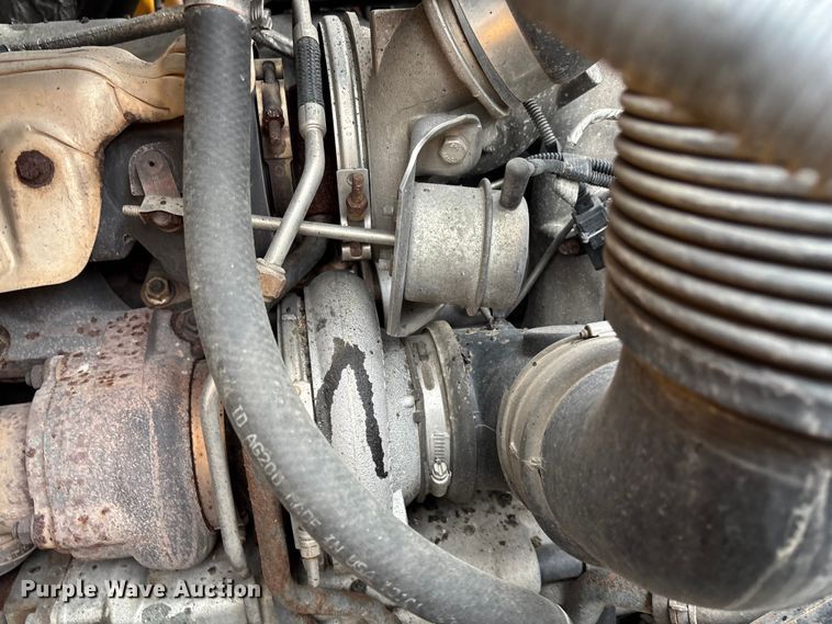 image for item FB3410 2013 International 7500 dump truck