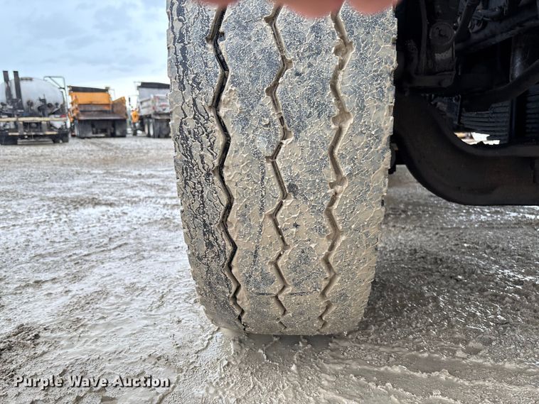 image for item FB3410 2013 International 7500 dump truck