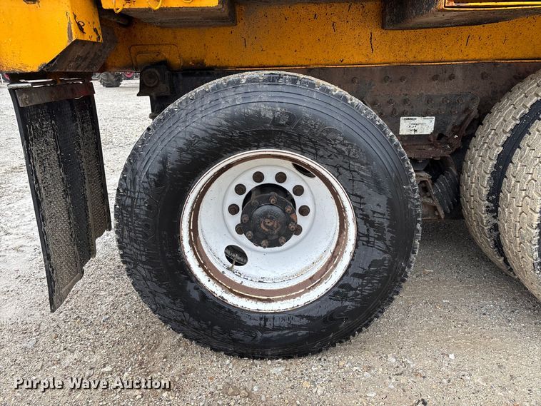 image for item FB3410 2013 International 7500 dump truck