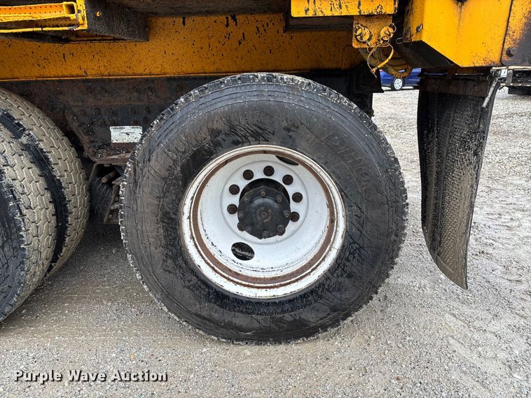 image for item FB3410 2013 International 7500 dump truck