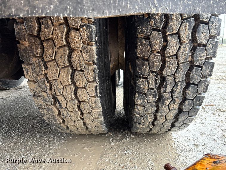 image for item FB3410 2013 International 7500 dump truck