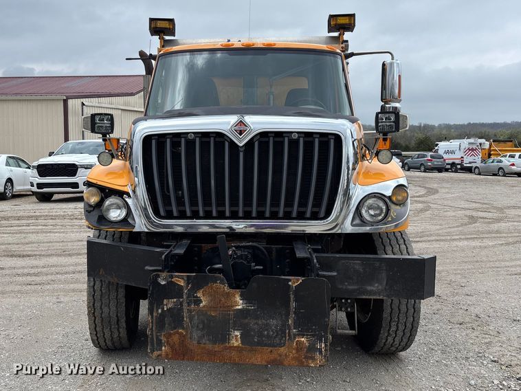 image for item FB3411 2010 International 7500 dump truck