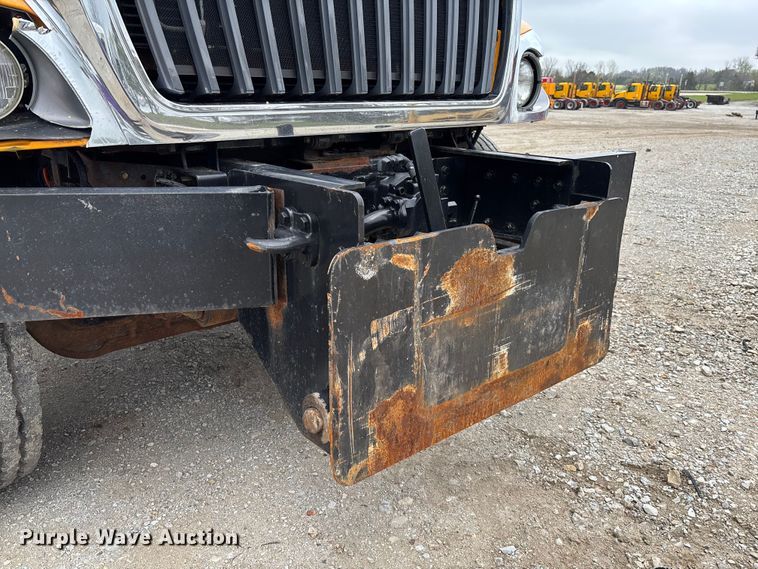 image for item FB3411 2010 International 7500 dump truck