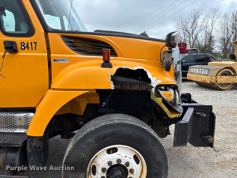 image for item FB3411 2010 International 7500 dump truck