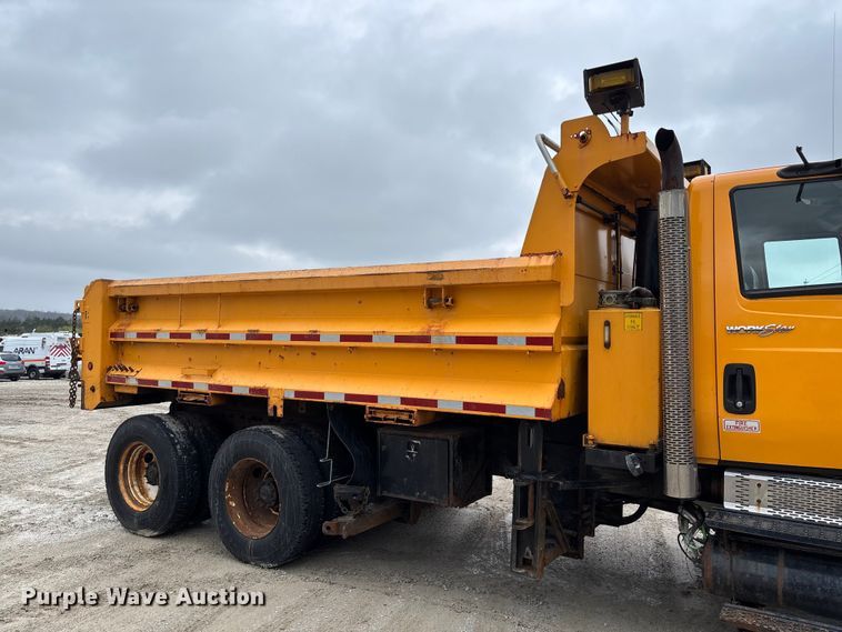 image for item FB3411 2010 International 7500 dump truck
