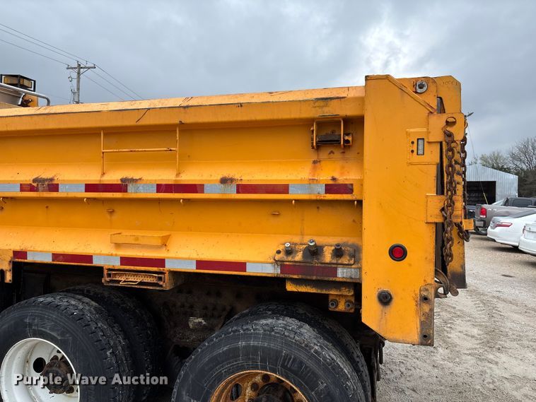 image for item FB3411 2010 International 7500 dump truck