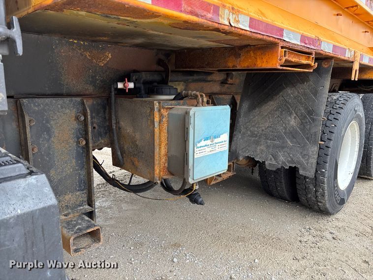 image for item FB3411 2010 International 7500 dump truck