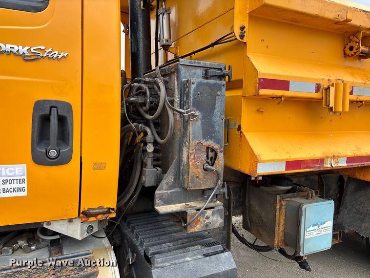 image for item FB3411 2010 International 7500 dump truck