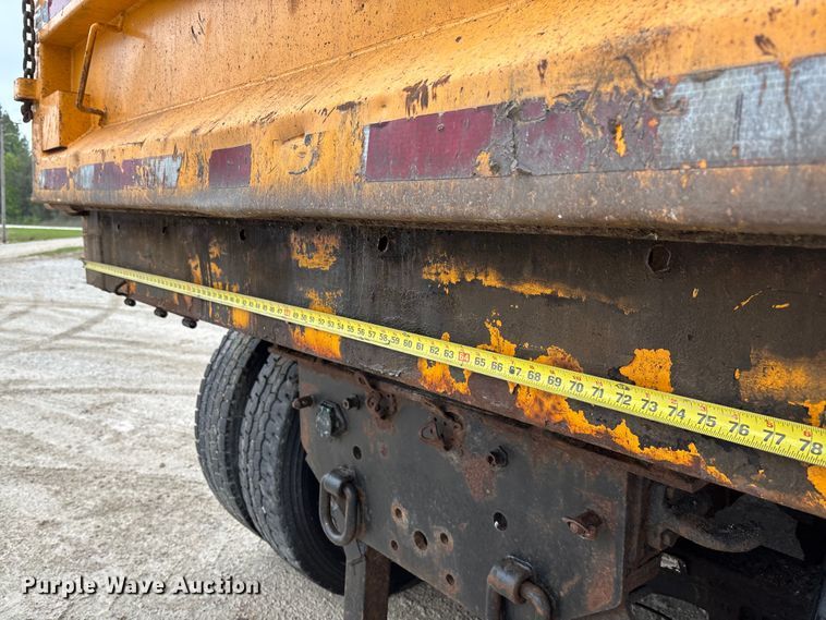 image for item FB3411 2010 International 7500 dump truck