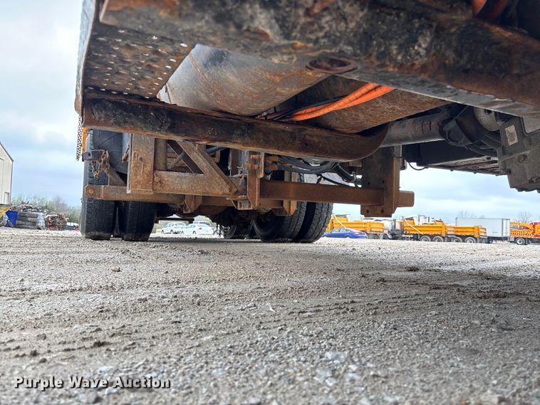 image for item FB3411 2010 International 7500 dump truck