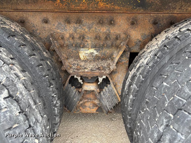 image for item FB3411 2010 International 7500 dump truck