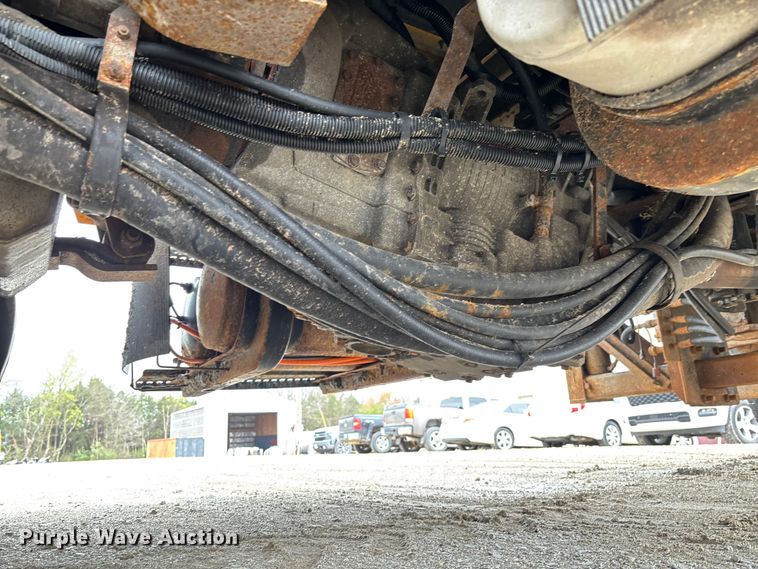 image for item FB3411 2010 International 7500 dump truck