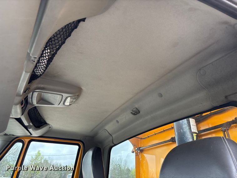 image for item FB3411 2010 International 7500 dump truck