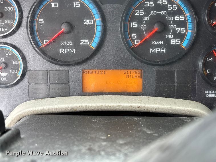 image for item FB3411 2010 International 7500 dump truck