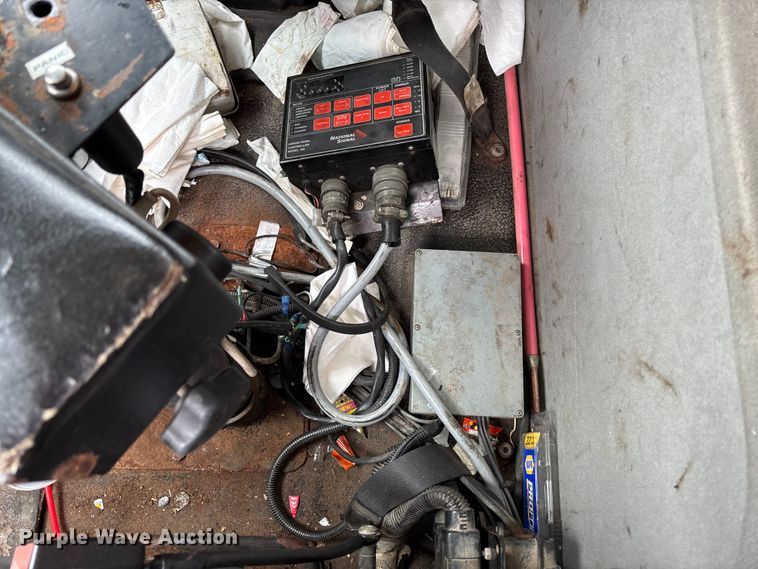 image for item FB3411 2010 International 7500 dump truck