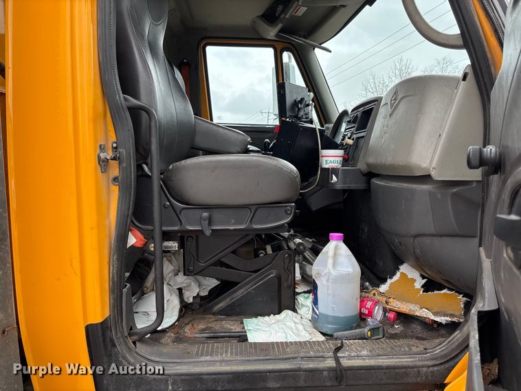 image for item FB3411 2010 International 7500 dump truck