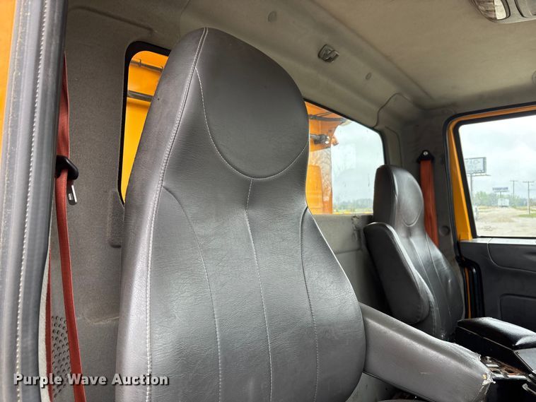 image for item FB3411 2010 International 7500 dump truck