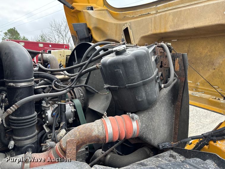 image for item FB3411 2010 International 7500 dump truck