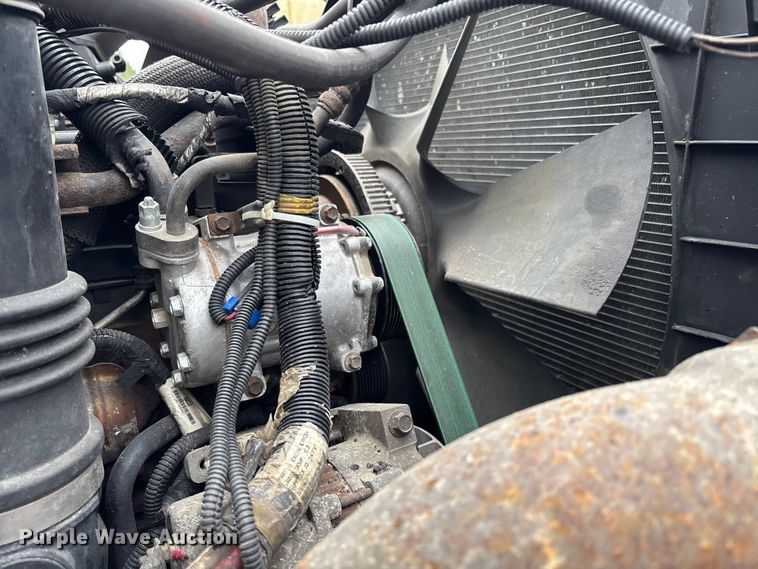 image for item FB3411 2010 International 7500 dump truck