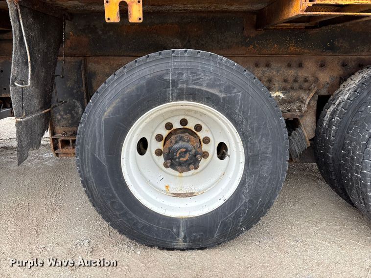 image for item FB3411 2010 International 7500 dump truck