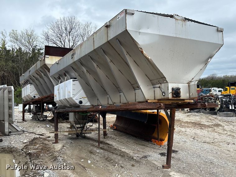 image for item FB3419 truck attachments