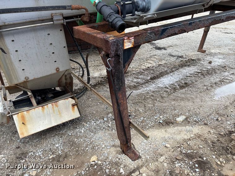 image for item FB3419 truck attachments