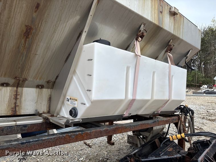 image for item FB3419 truck attachments