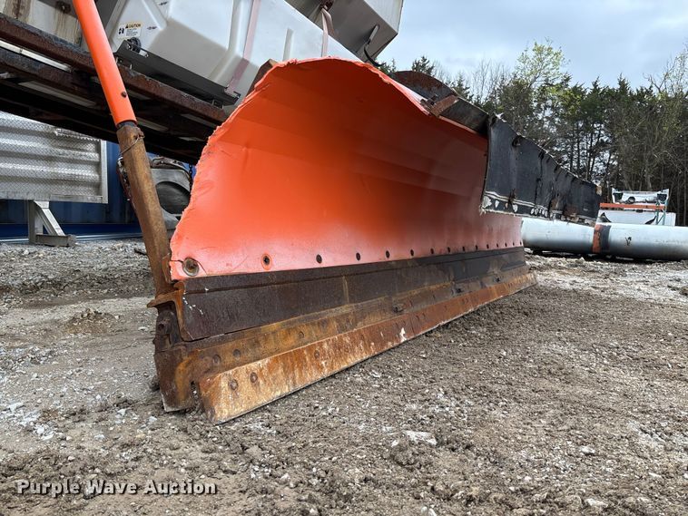 image for item FB3419 truck attachments