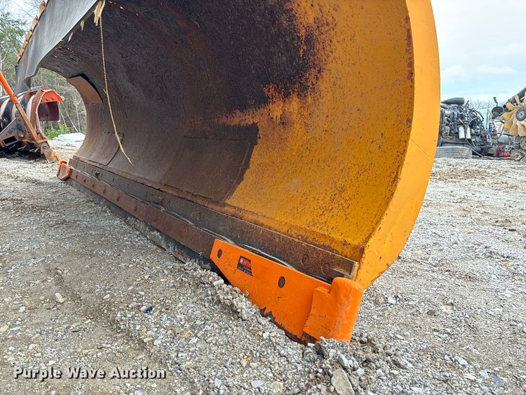 image for item FB3419 truck attachments