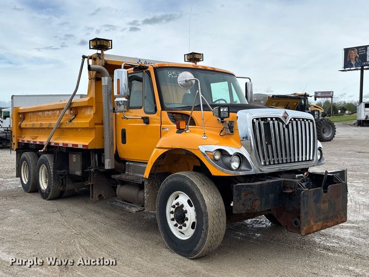 image for item FB3420 2011 International 7500 dump truck