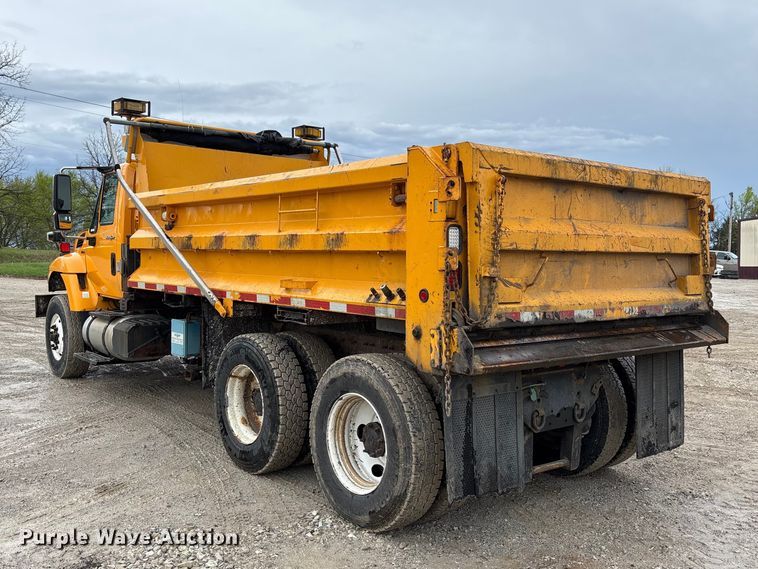 image for item FB3420 2011 International 7500 dump truck
