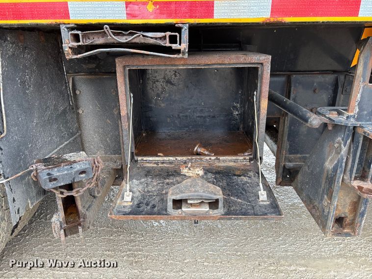 image for item FB3420 2011 International 7500 dump truck