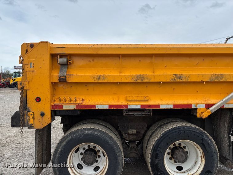 image for item FB3420 2011 International 7500 dump truck