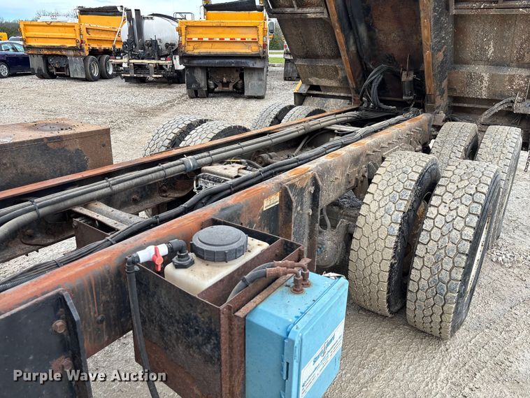 image for item FB3420 2011 International 7500 dump truck