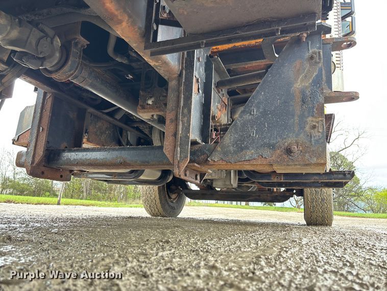 image for item FB3420 2011 International 7500 dump truck