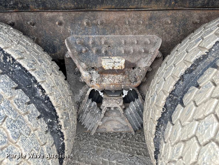 image for item FB3420 2011 International 7500 dump truck