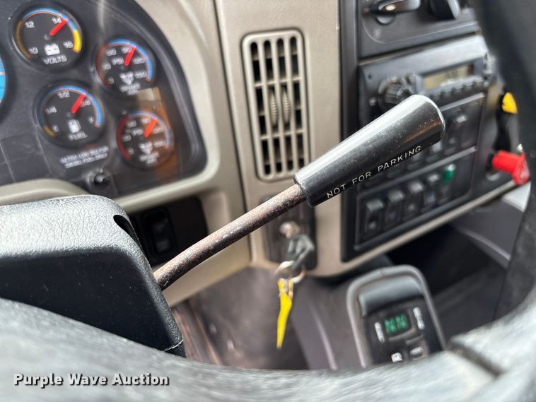 image for item FB3420 2011 International 7500 dump truck