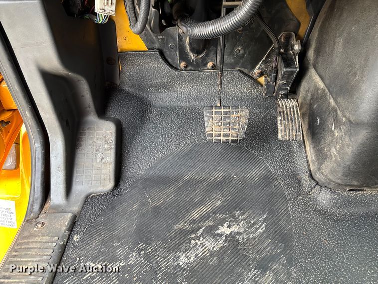 image for item FB3420 2011 International 7500 dump truck