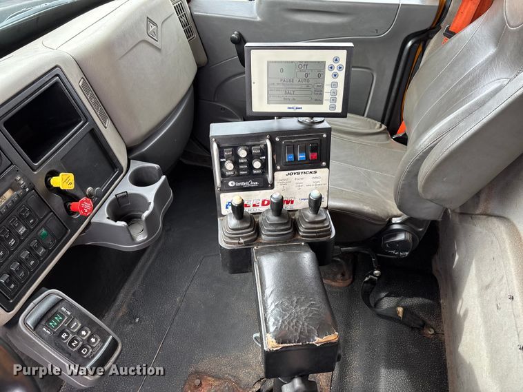 image for item FB3420 2011 International 7500 dump truck