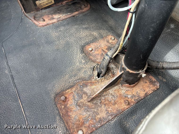 image for item FB3420 2011 International 7500 dump truck