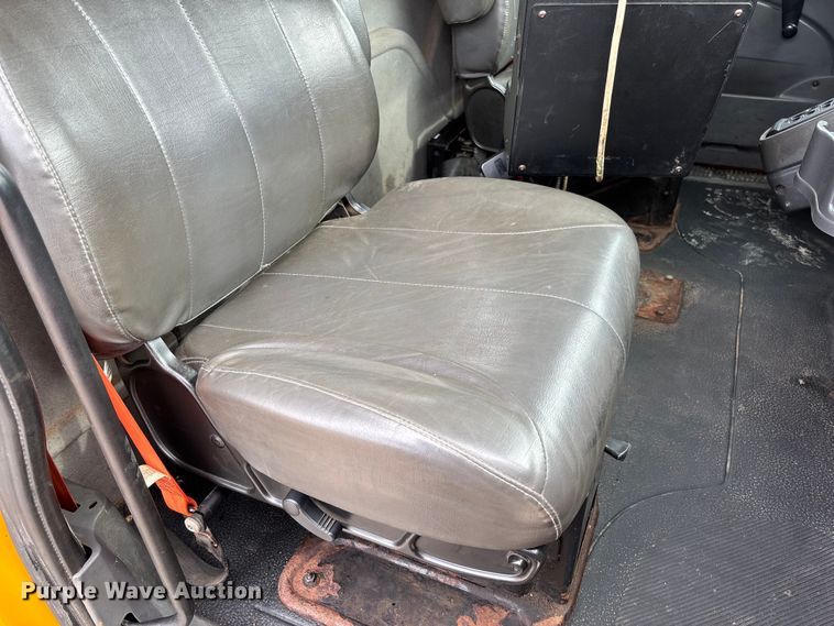 image for item FB3420 2011 International 7500 dump truck