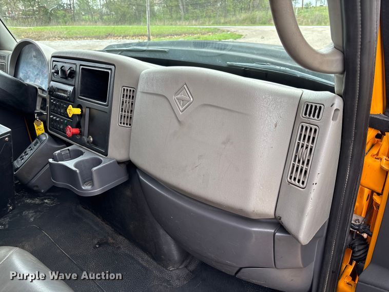 image for item FB3420 2011 International 7500 dump truck