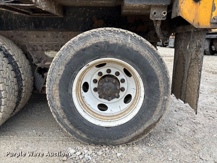 image for item FB3420 2011 International 7500 dump truck